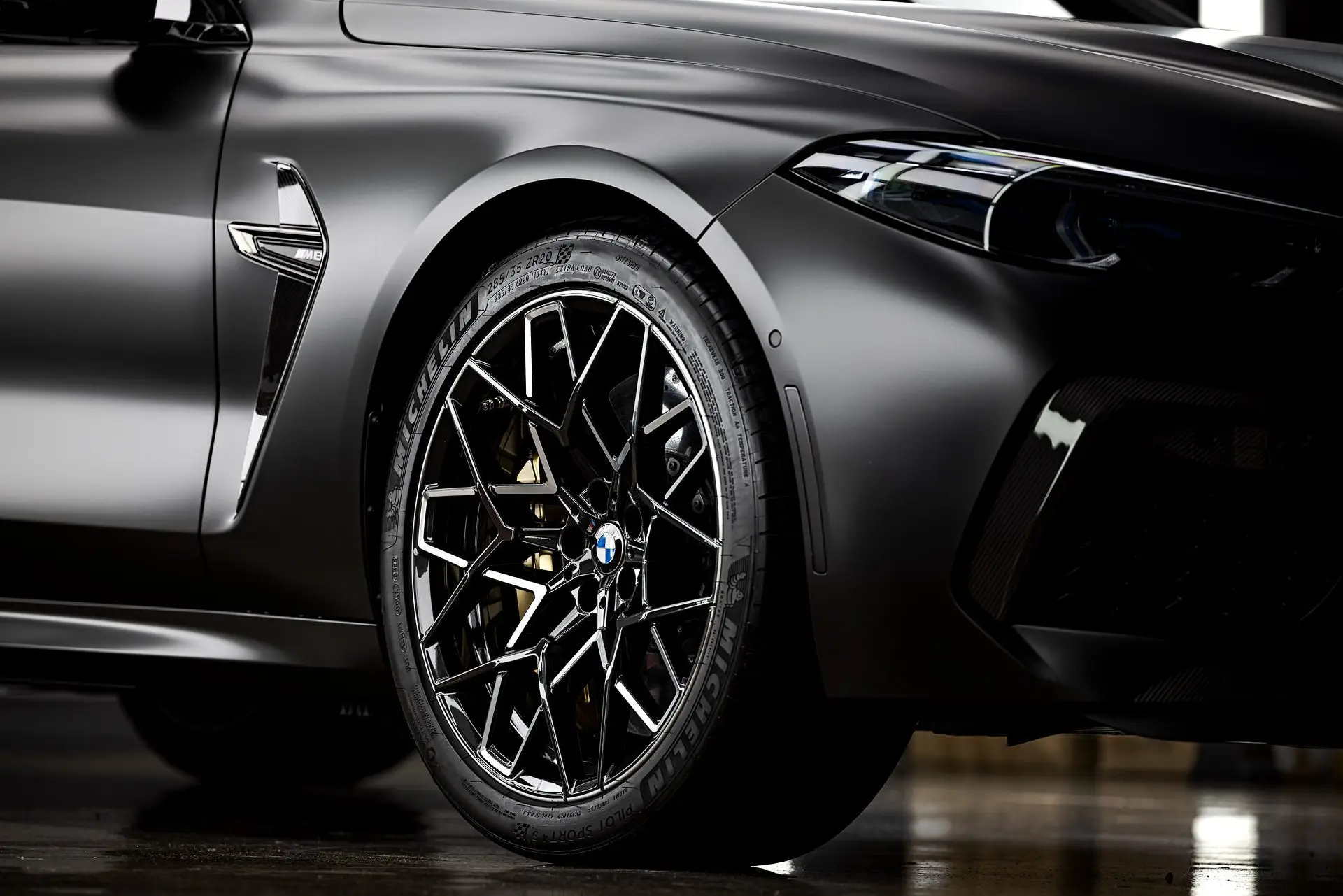 Satin black BMW M8 after an ST6 detail