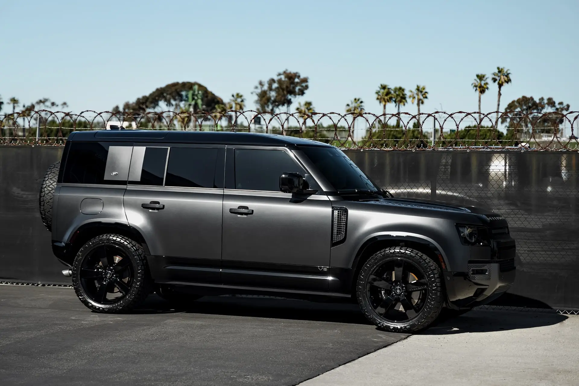 Land Rover Defender exterior